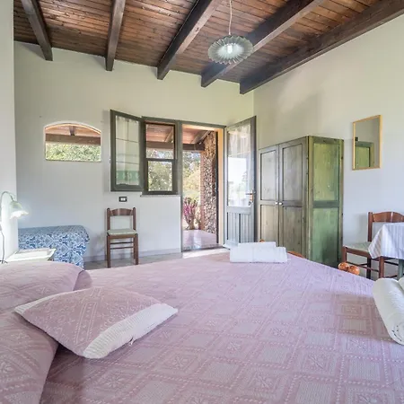 Il Ruscello Farm stay *